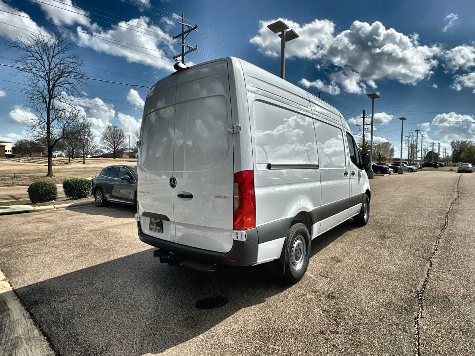 Thumbnail: 2026 Mercedes-Benz Sprinter - 8