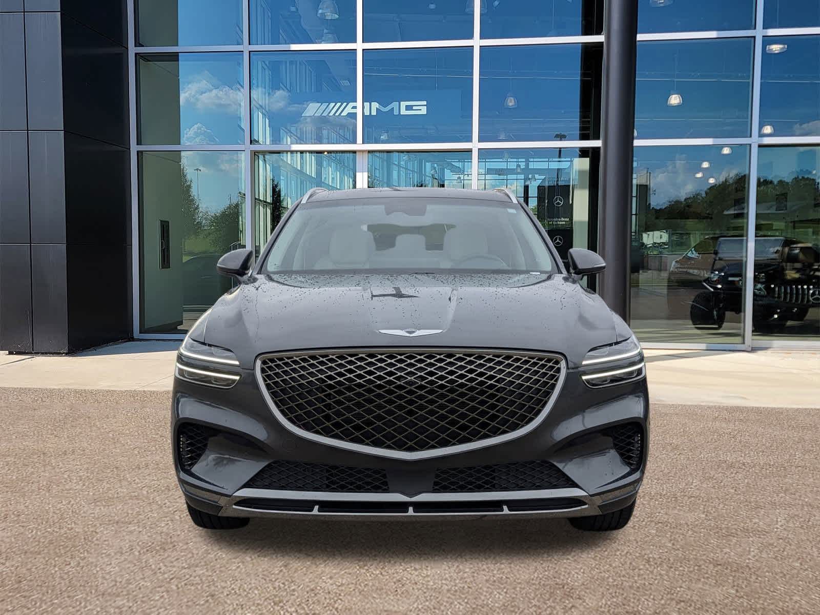 Thumbnail: 2022 Genesis GV70 - 2