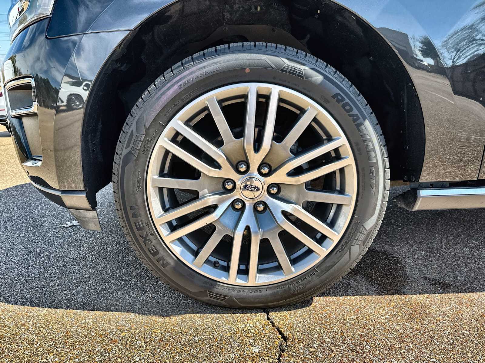 Thumbnail: 2022 Ford Expedition MAX - 14