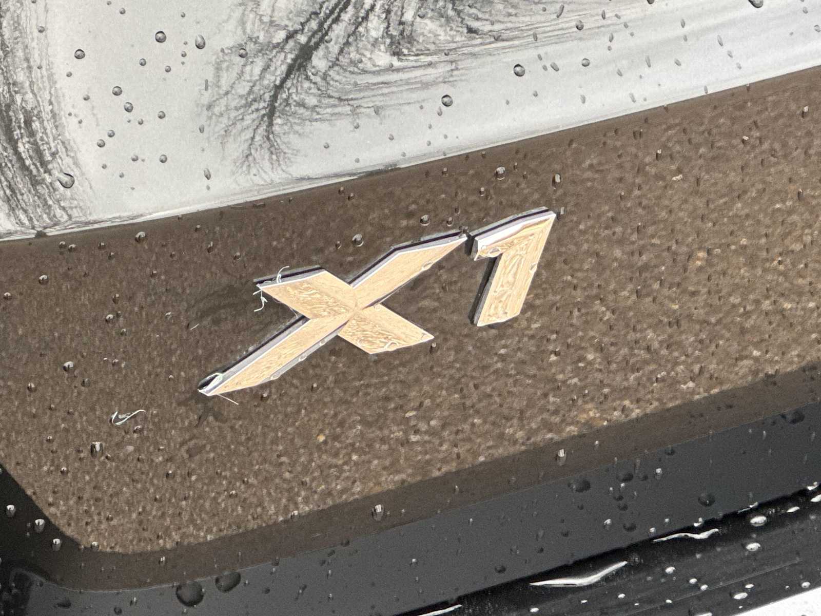 Thumbnail: 2025 BMW X1 - 11