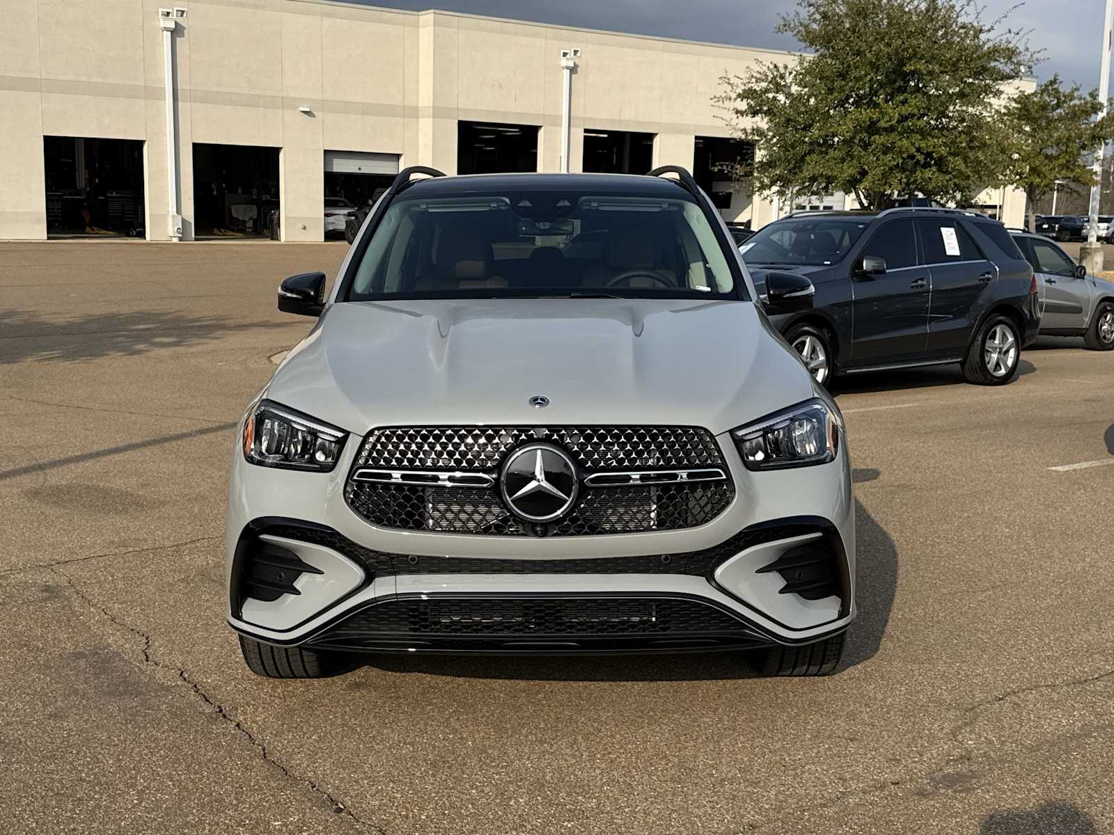Thumbnail: 2026 Mercedes-Benz GLE - 9