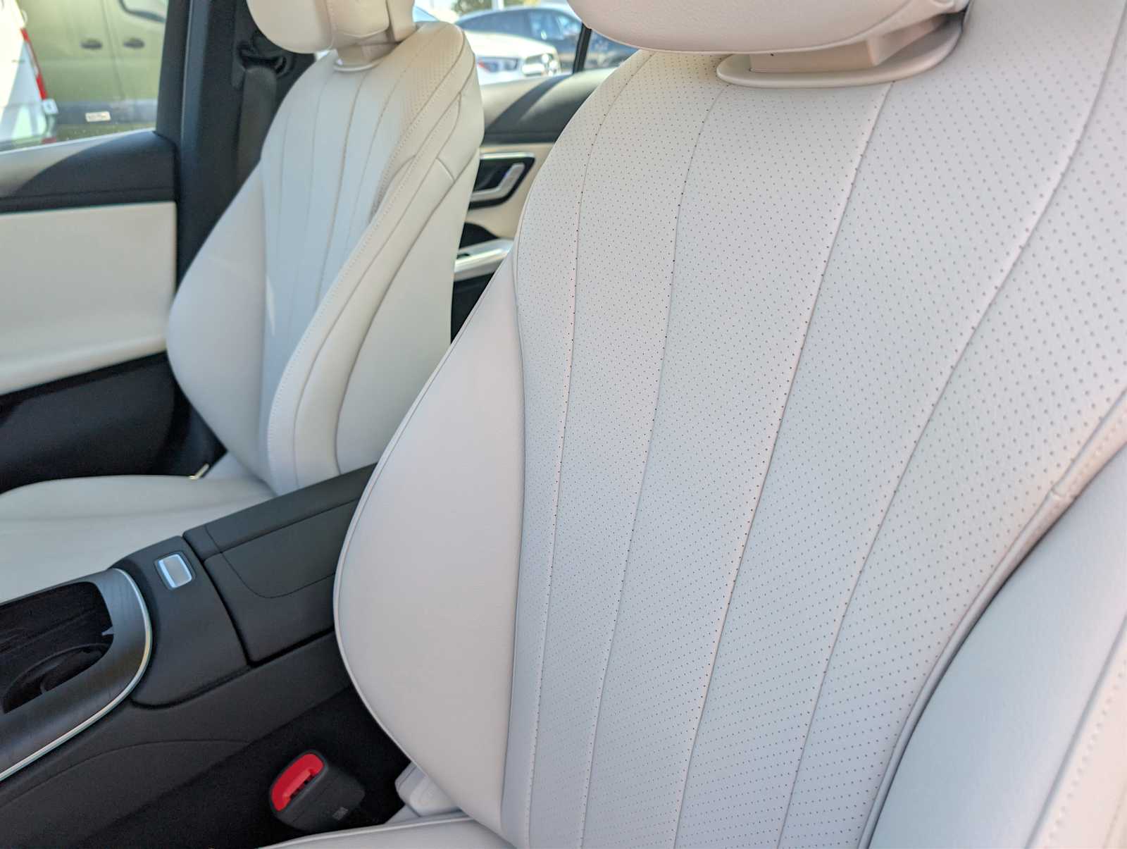 Thumbnail: 2026 Mercedes-Benz E-Class - 18