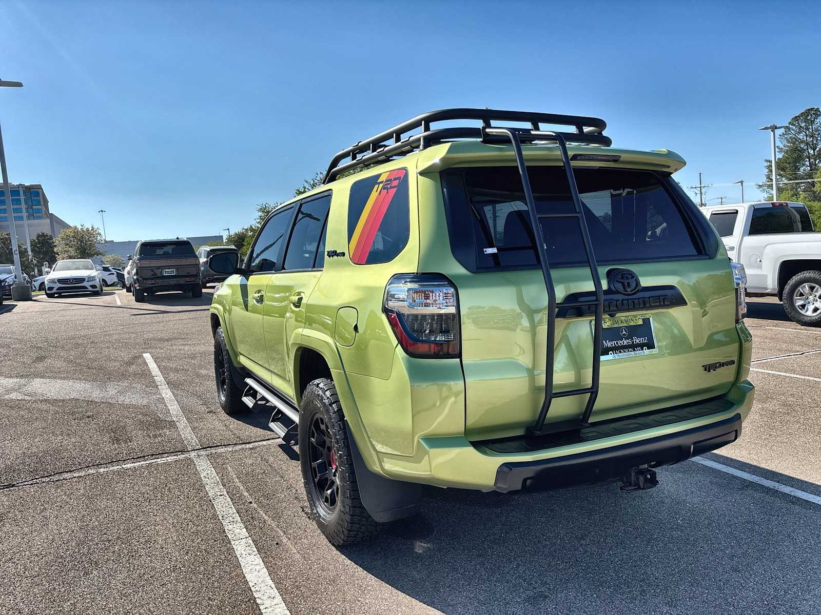 Thumbnail: 2022 Toyota 4Runner - 5