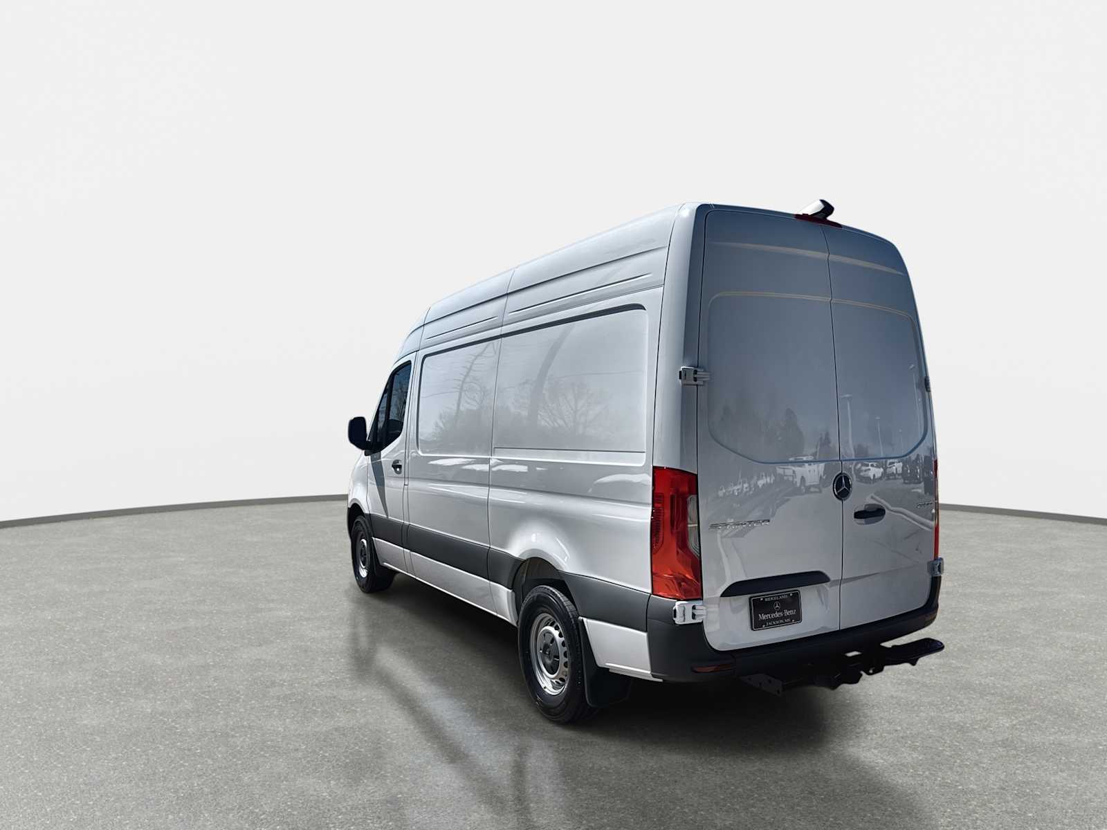 Thumbnail: 2026 Mercedes-Benz Sprinter - 5
