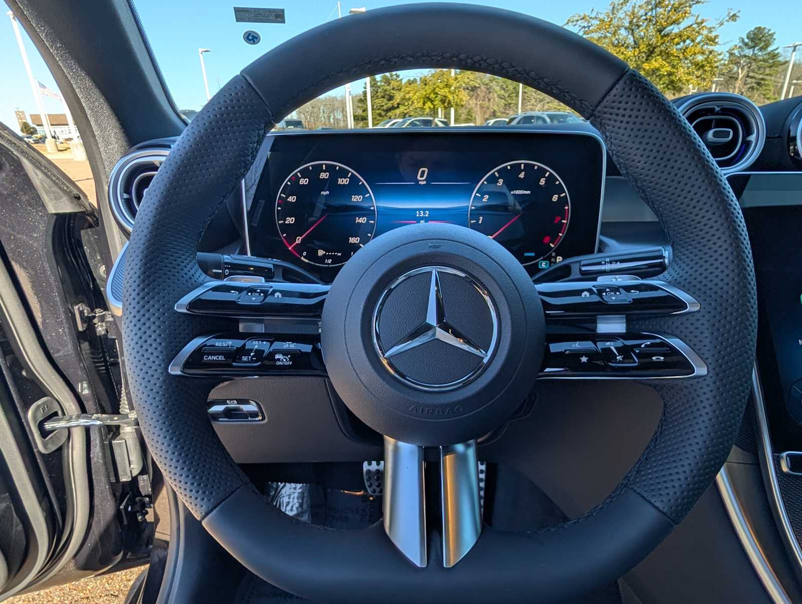 Thumbnail: 2026 Mercedes-Benz GLC - 9