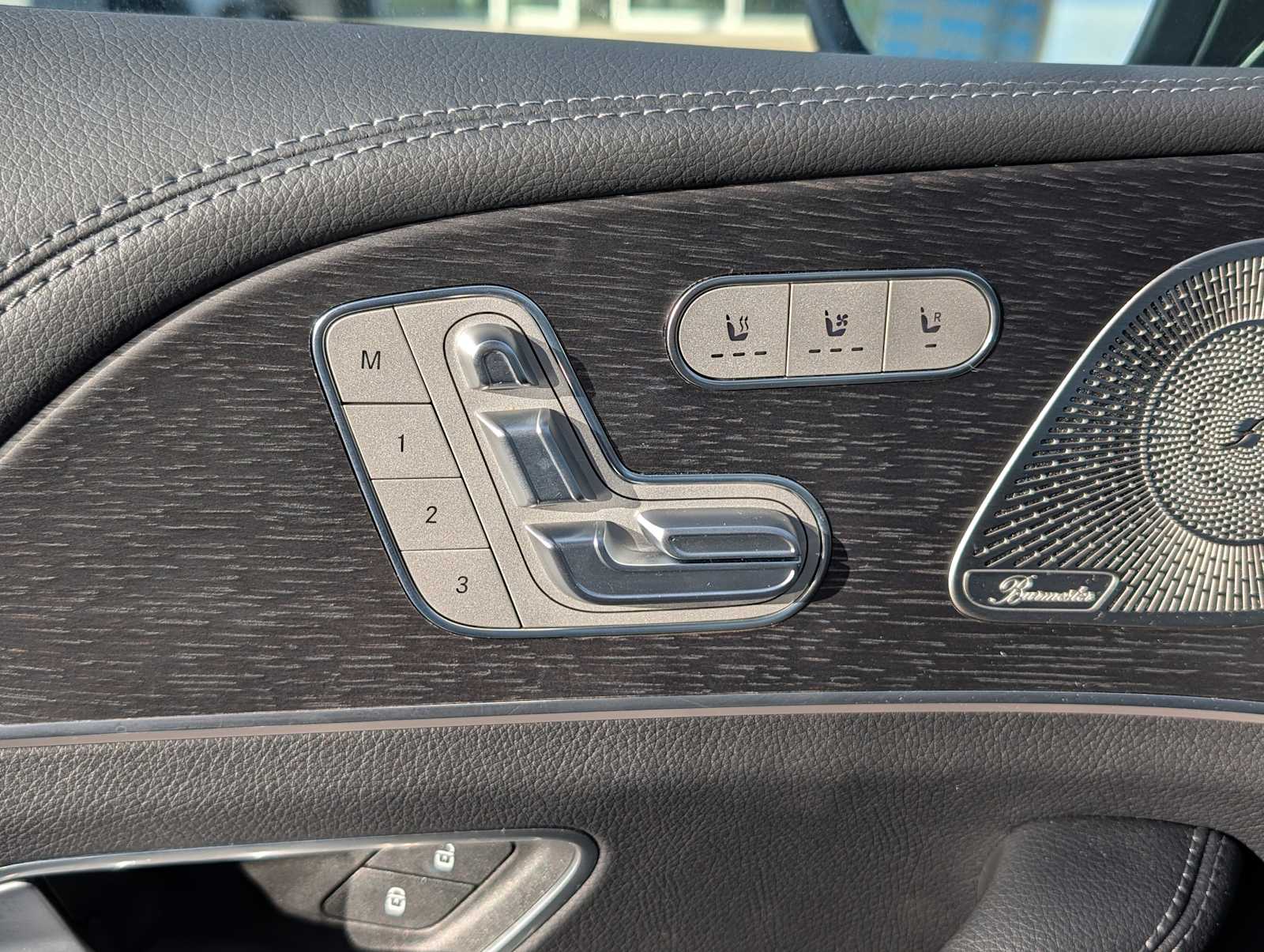 Thumbnail: 2025 Mercedes-Benz GLS - 24