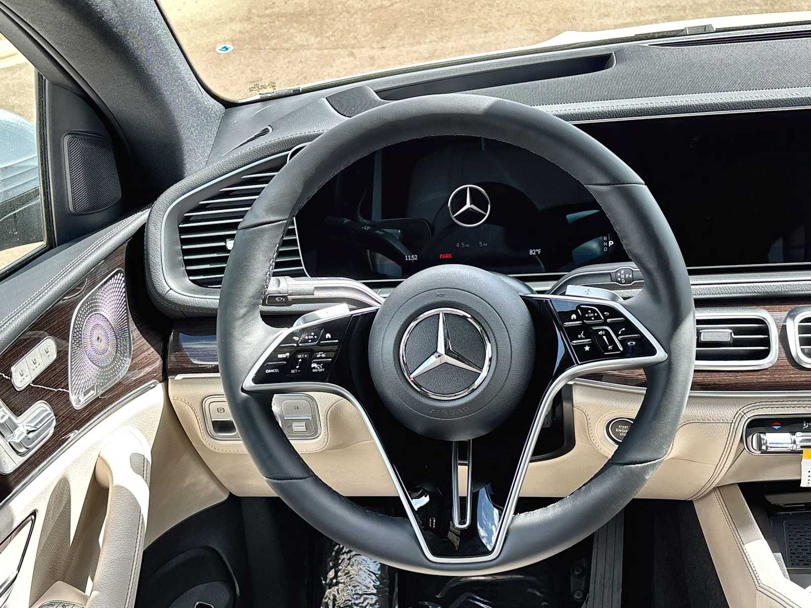 Thumbnail: 2026 Mercedes-Benz GLE - 21