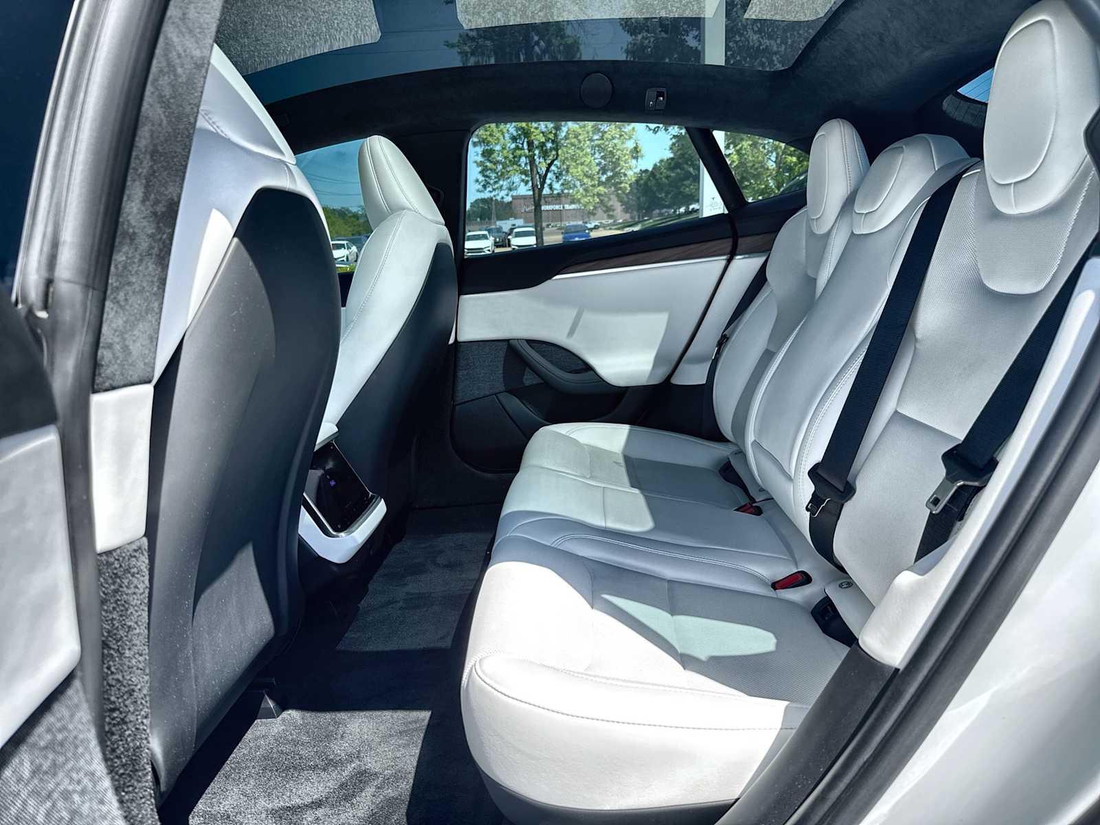 Thumbnail: 2024 Tesla Model S - 4