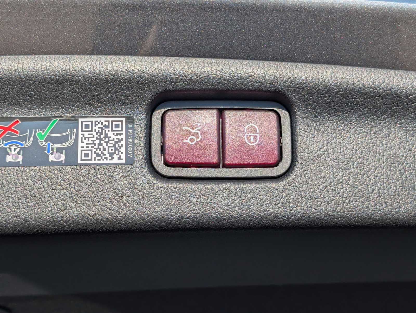 Thumbnail: 2026 Mercedes-Benz C-Class - 26