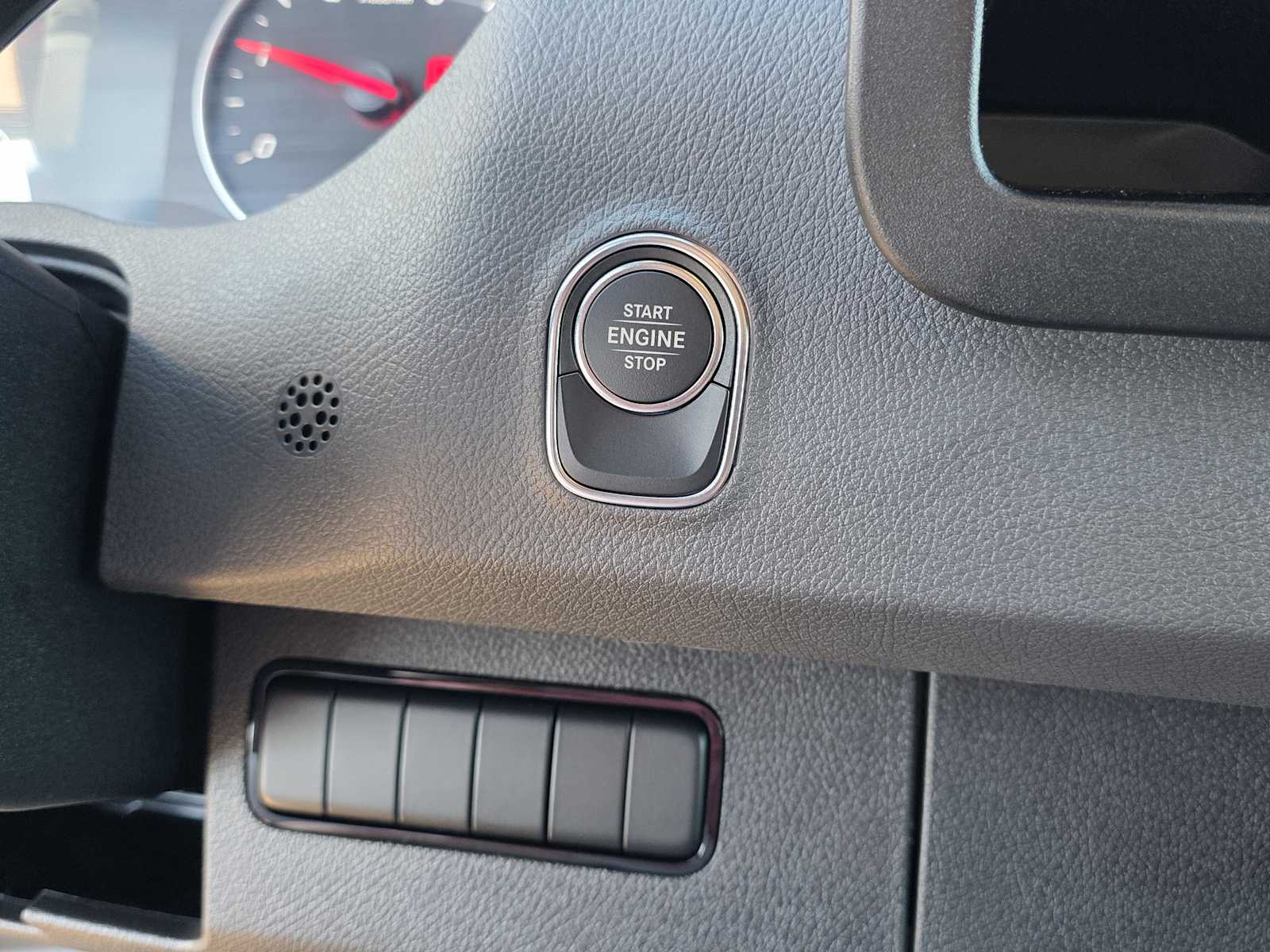 Thumbnail: 2026 Mercedes-Benz Sprinter - 18