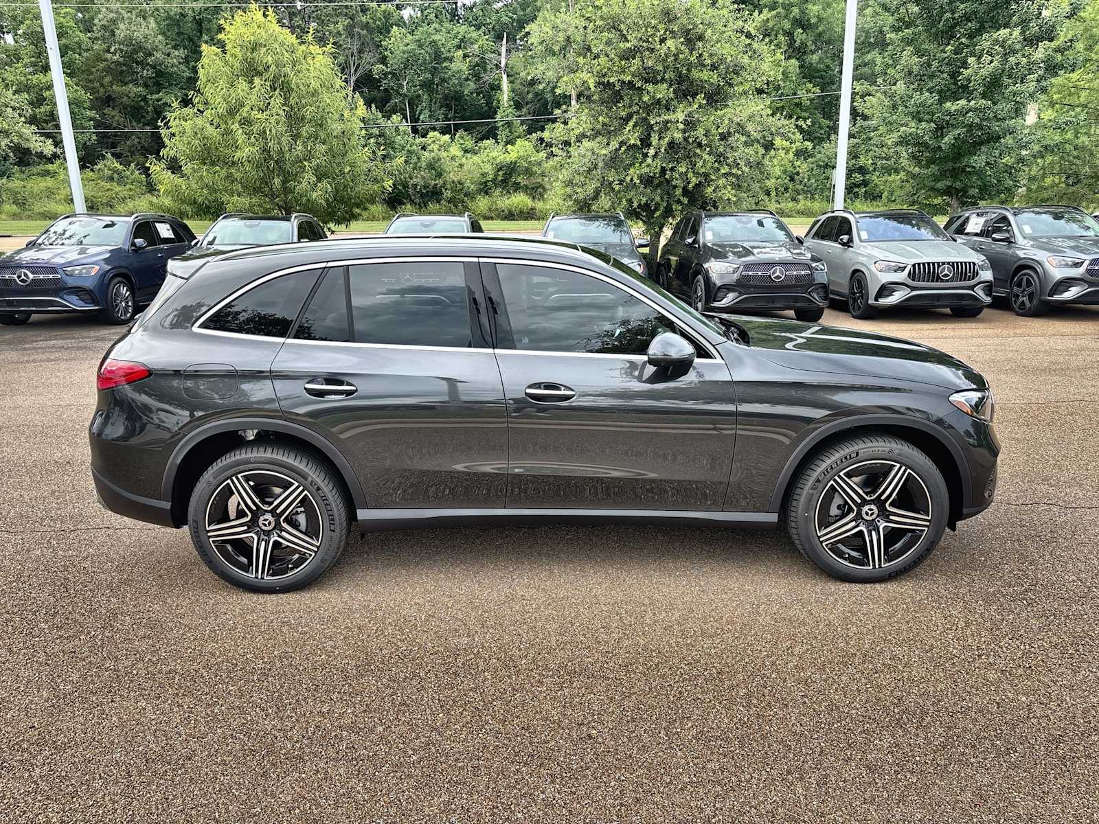 Thumbnail: 2026 Mercedes-Benz GLC - 10