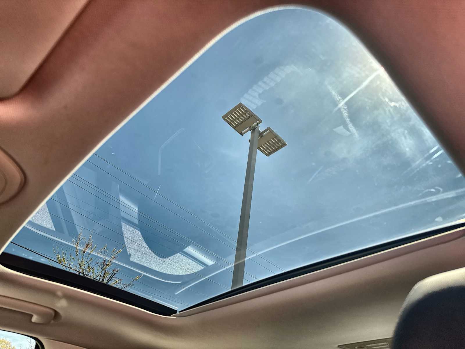 Thumbnail: 2022 Genesis G70 - 28