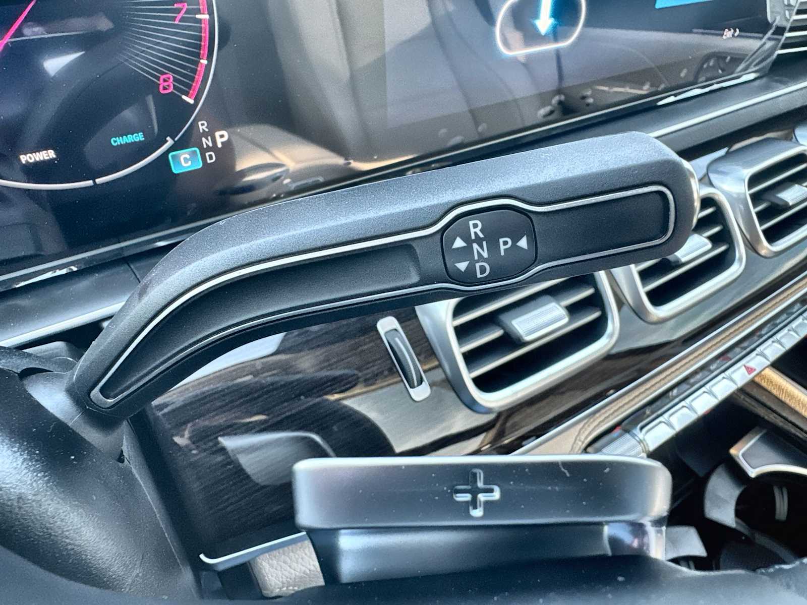 Thumbnail: 2026 Mercedes-Benz GLE - 23