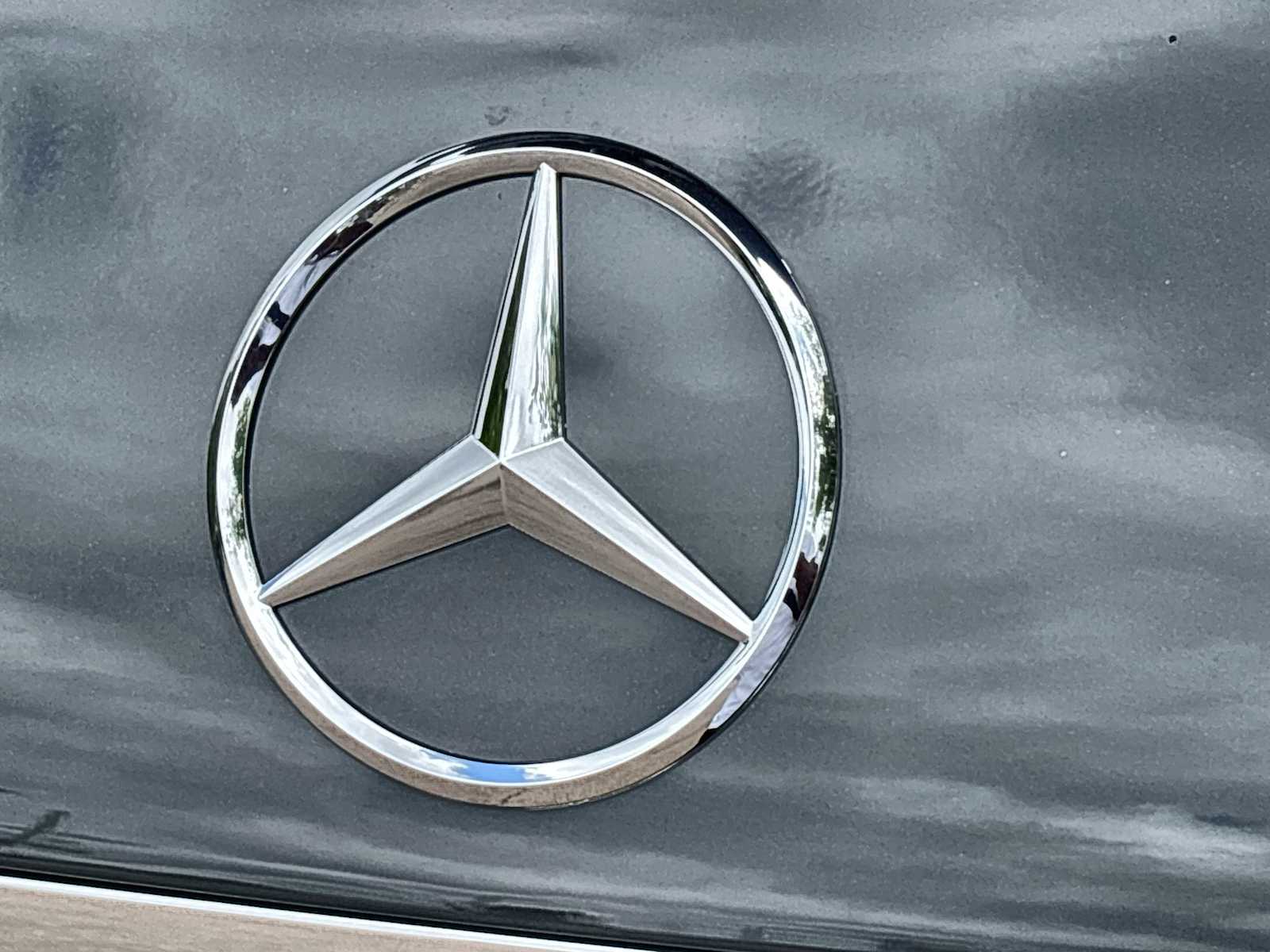 Thumbnail: 2026 Mercedes-Benz GLE - 16