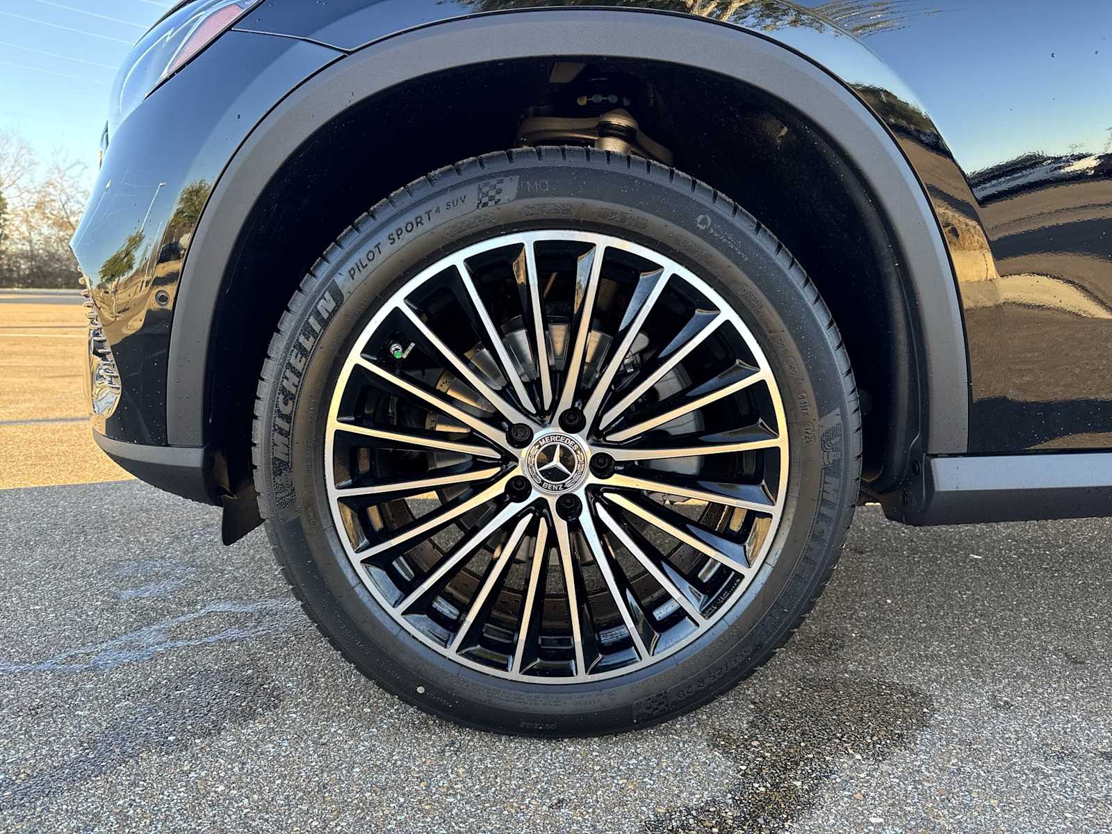 Thumbnail: 2026 Mercedes-Benz GLC - 12