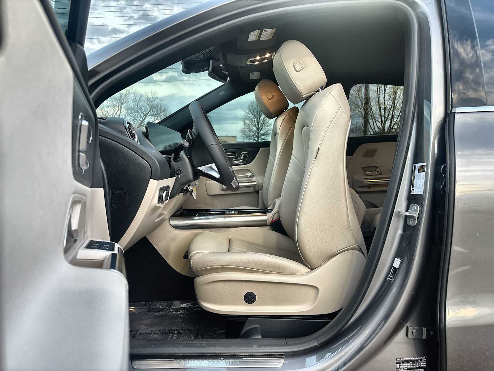 Thumbnail: 2026 Mercedes-Benz GLA - 2