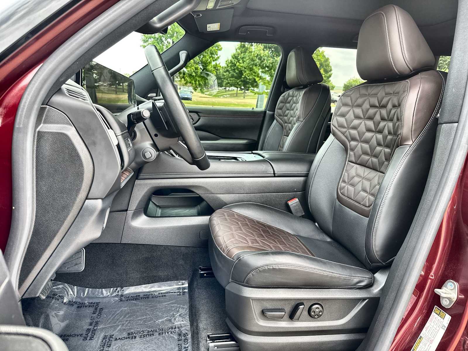Thumbnail: 2025 Nissan Armada - 3