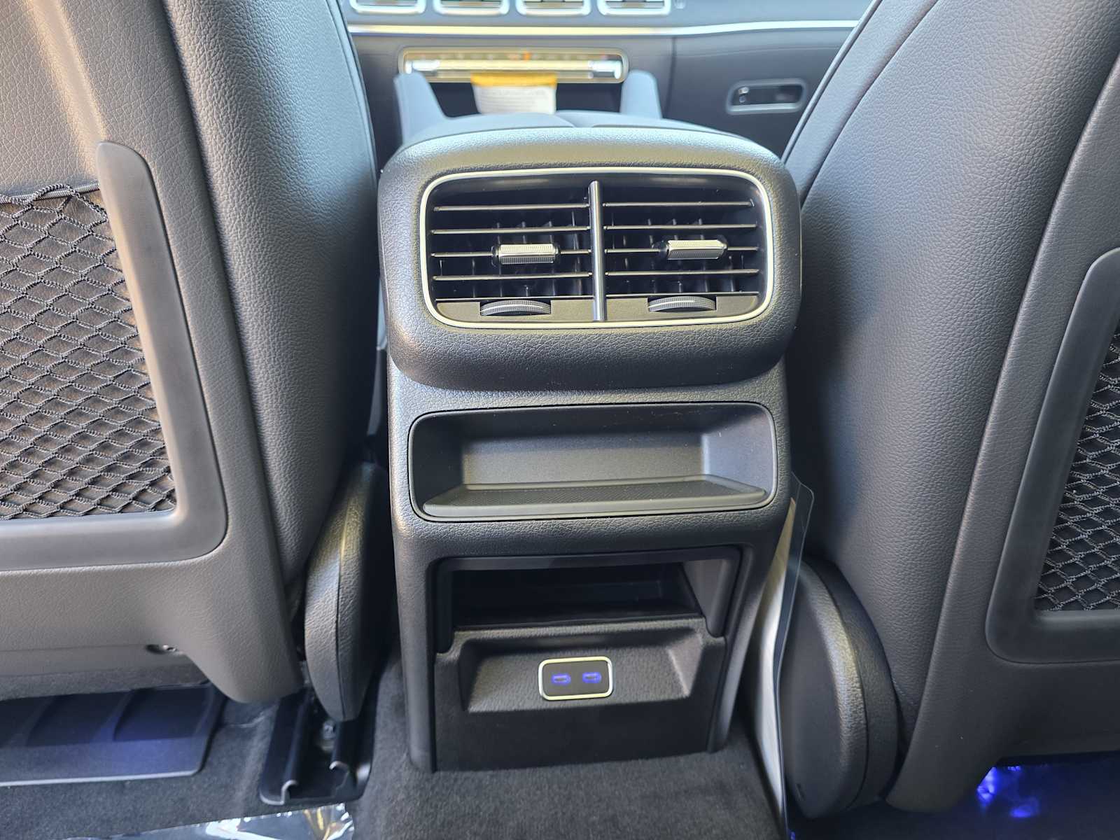 Thumbnail: 2026 Mercedes-Benz GLE - 16