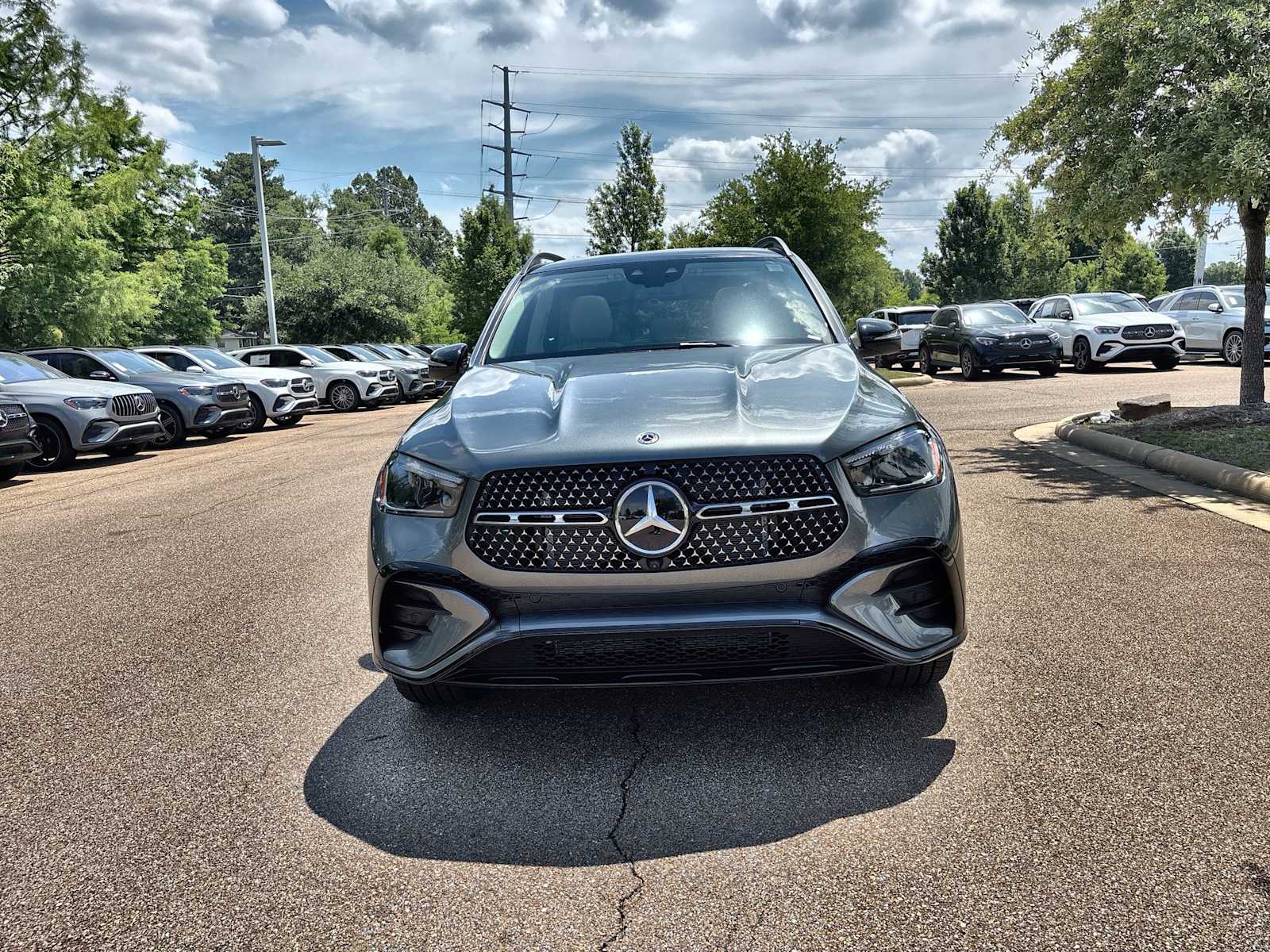 Thumbnail: 2026 Mercedes-Benz GLE - 12