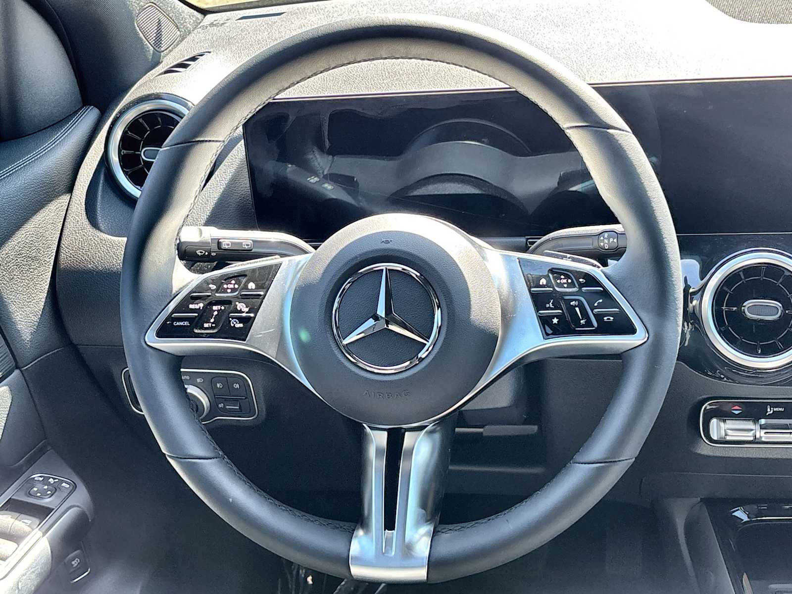 Thumbnail: 2026 Mercedes-Benz GLA - 20