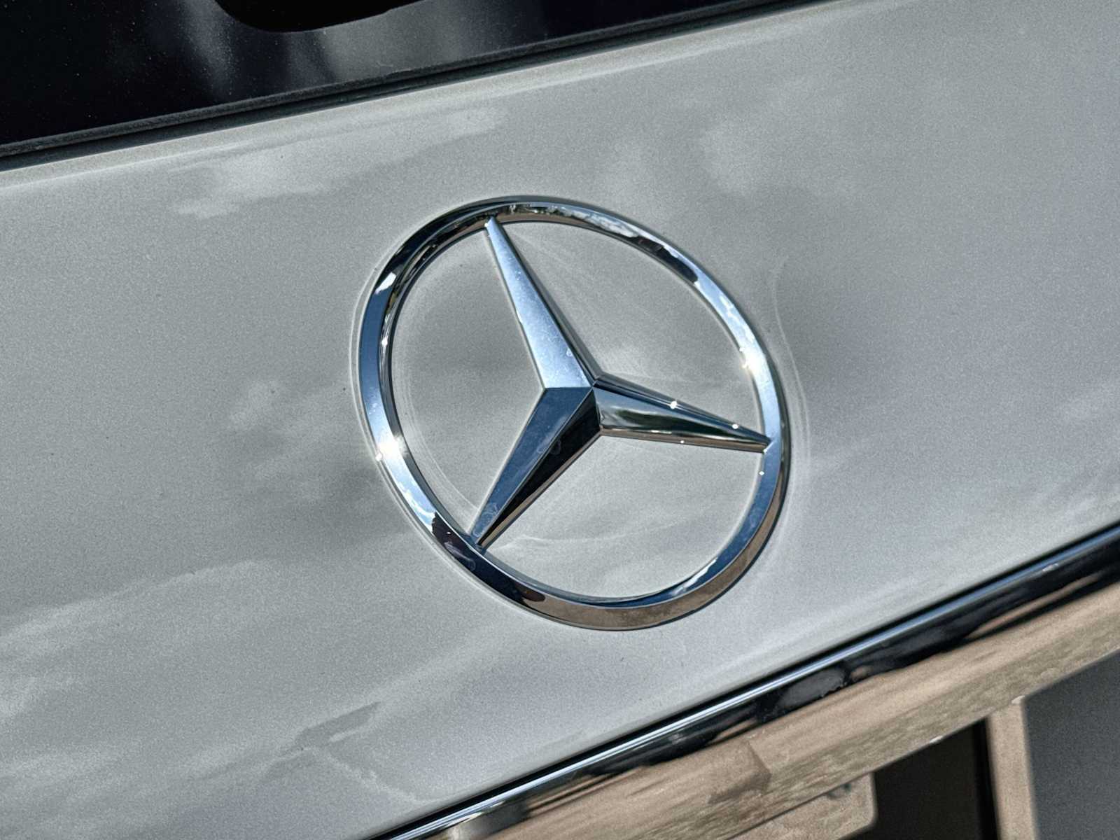Thumbnail: 2026 Mercedes-Benz GLE - 16