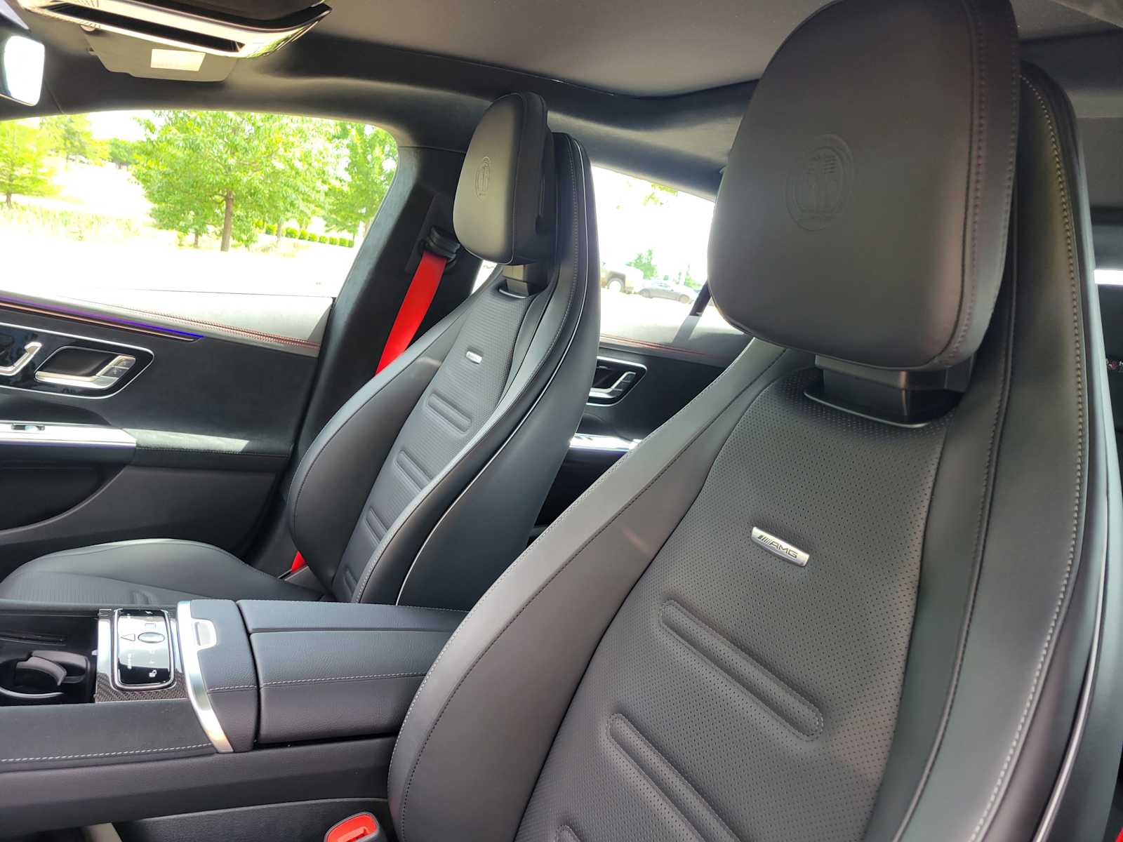 Thumbnail: 2025 Mercedes-Benz EQE - 10