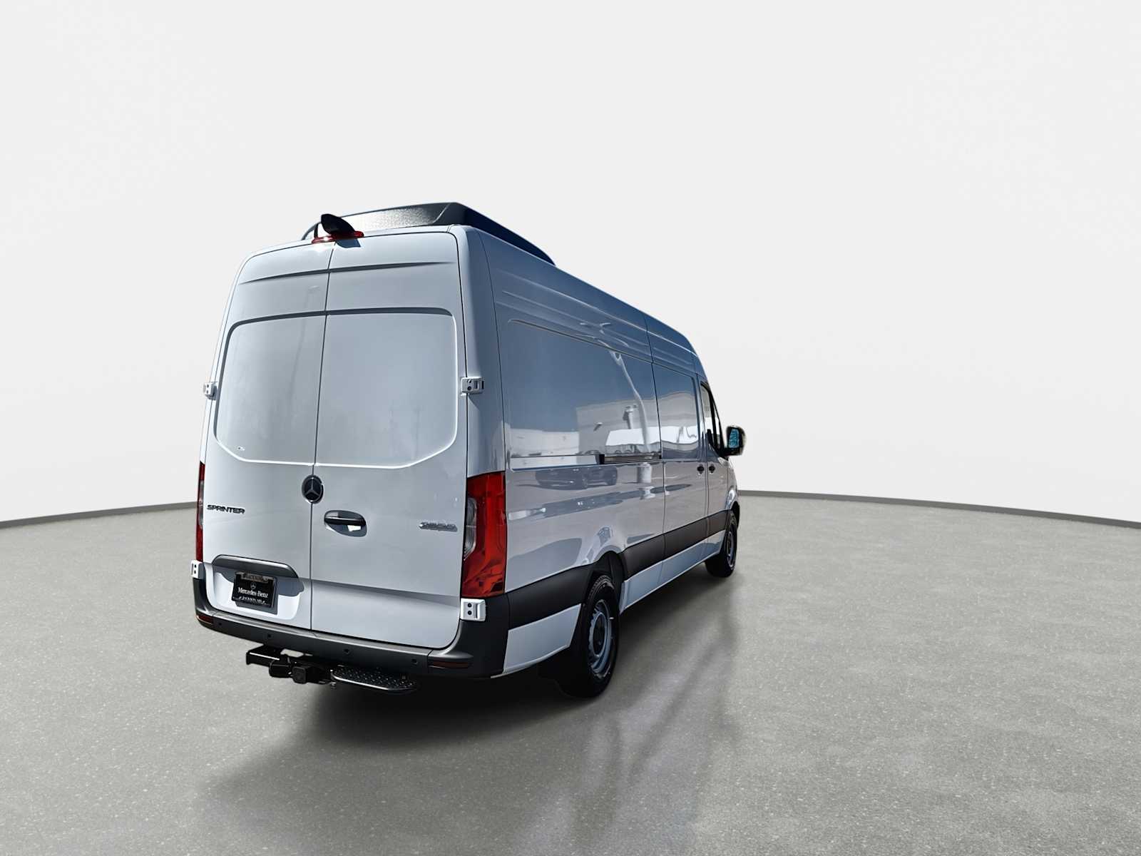Thumbnail: 2026 Mercedes-Benz Sprinter - 6