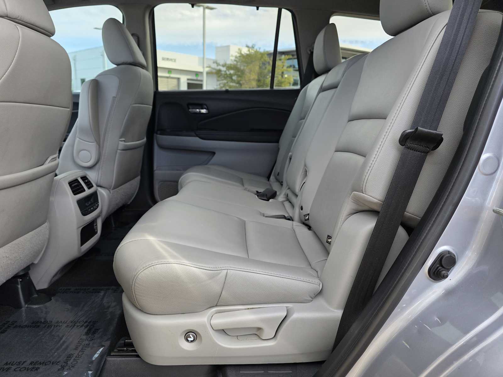 Thumbnail: 2019 Honda Pilot - 16