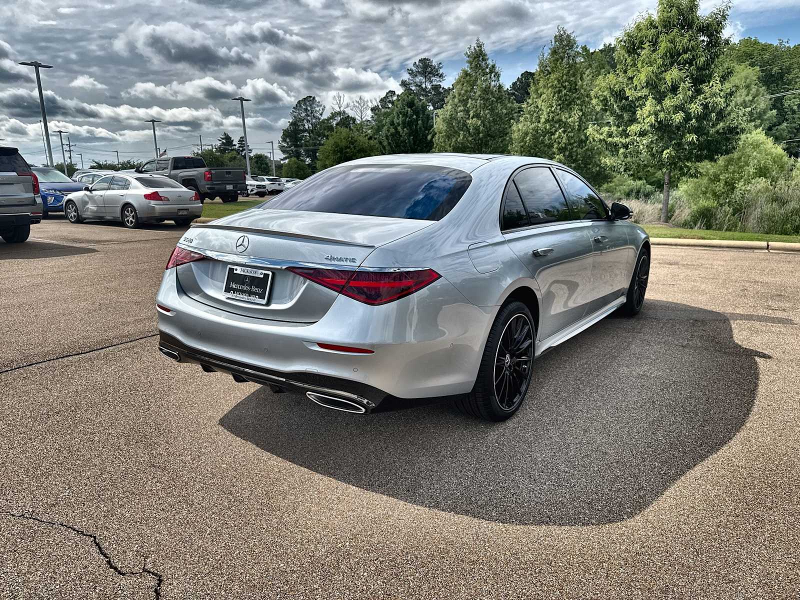 Thumbnail: 2025 Mercedes-Benz S-Class - 8