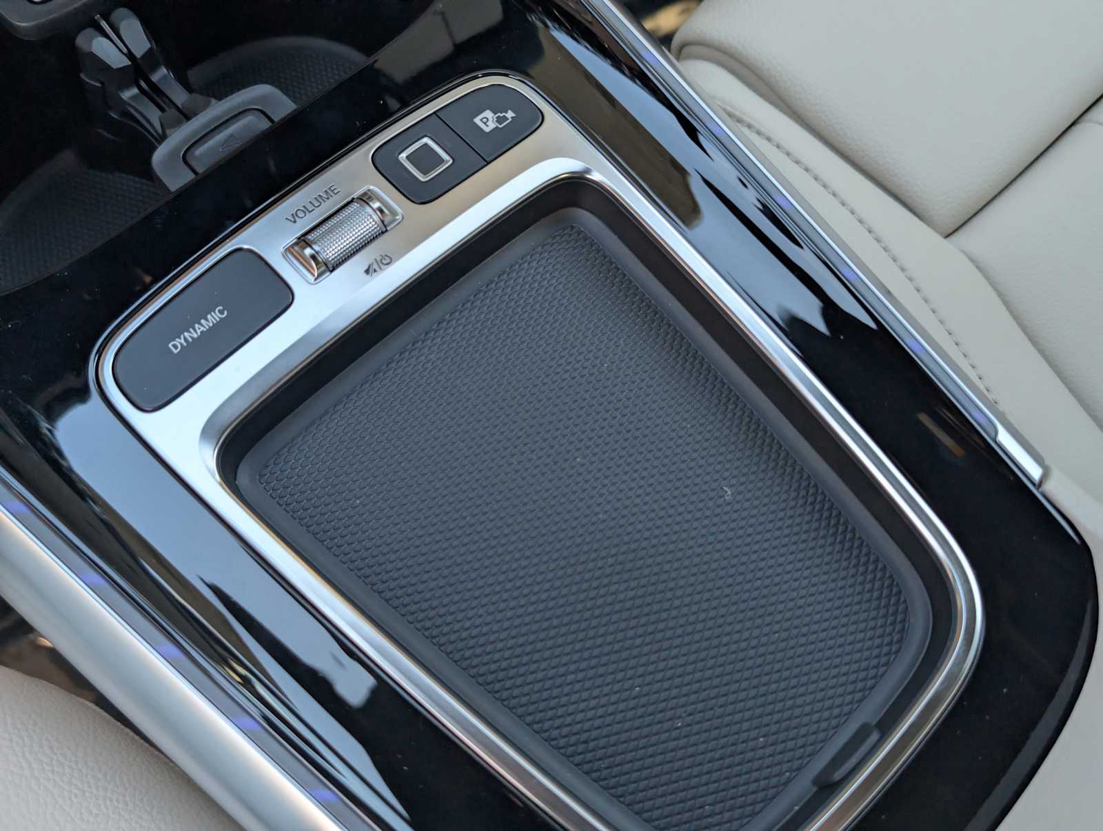 Thumbnail: 2026 Mercedes-Benz GLA - 20