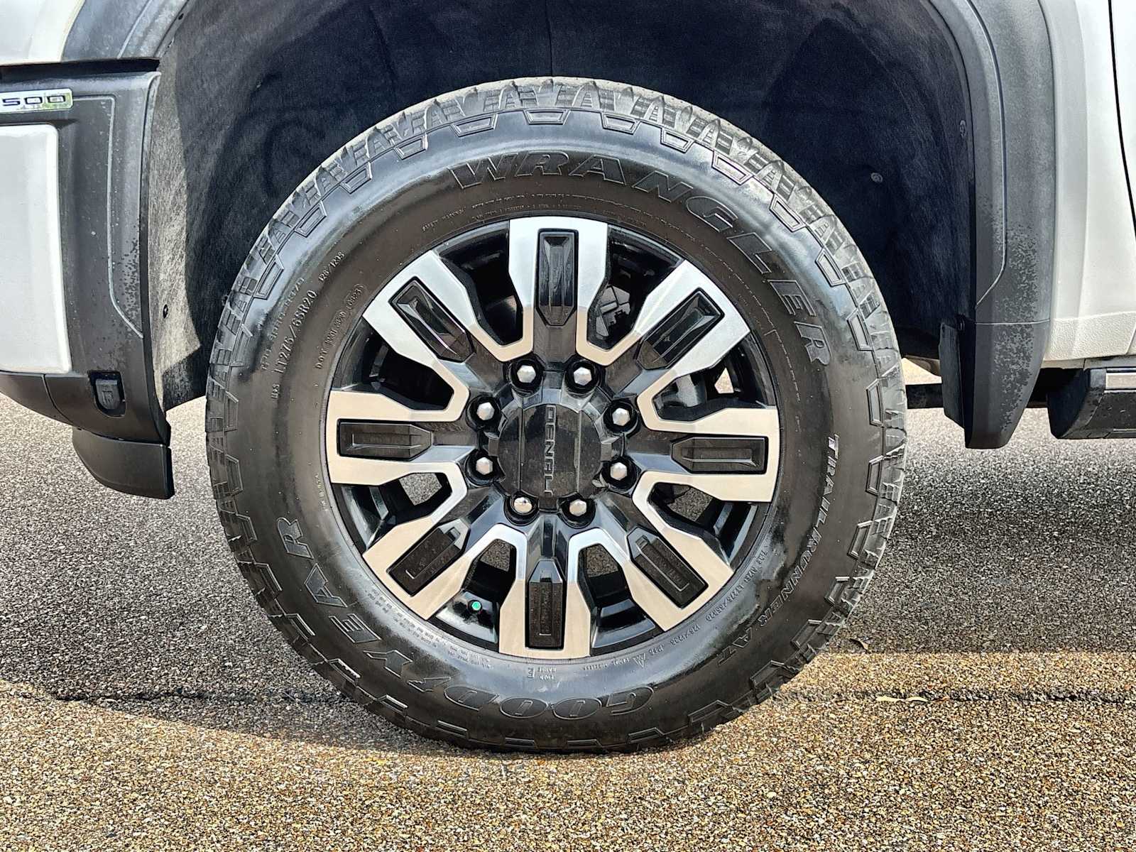 Thumbnail: 2024 GMC Sierra 3500 - 14