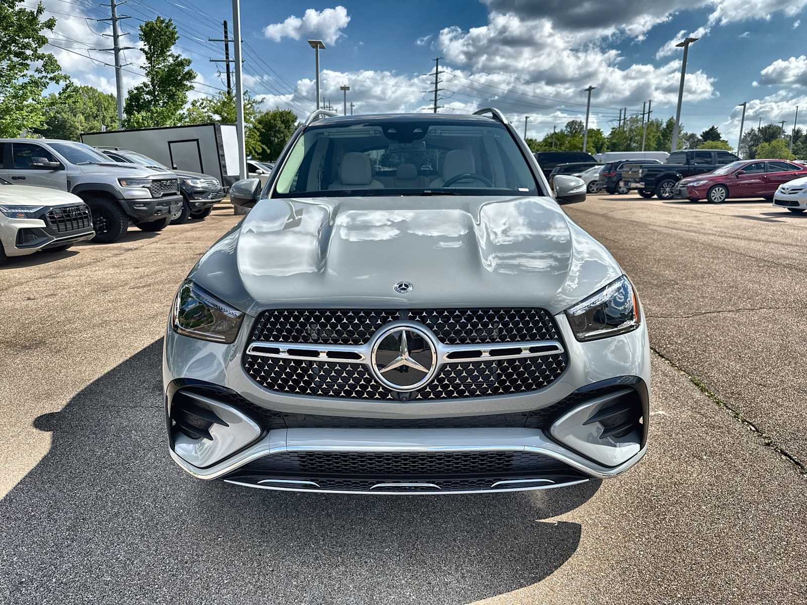Thumbnail: 2026 Mercedes-Benz GLE - 12