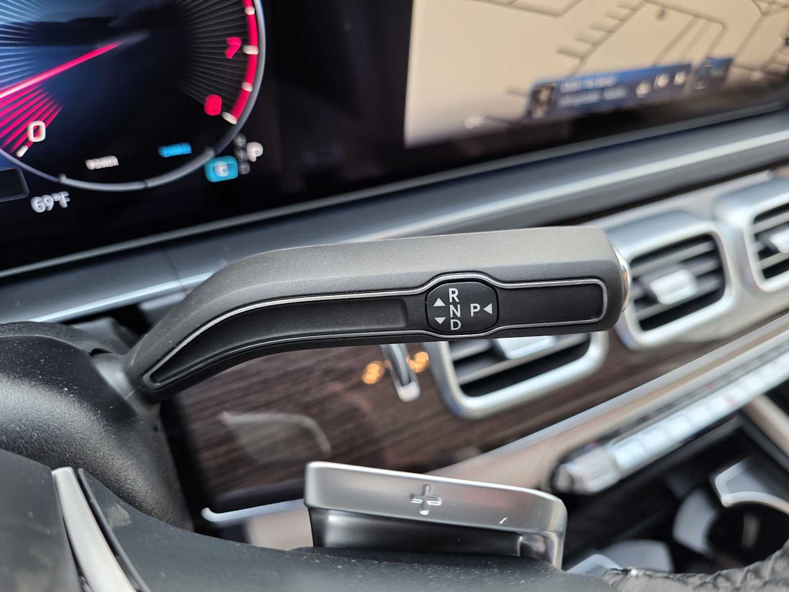 Thumbnail: 2026 Mercedes-Benz GLE - 25