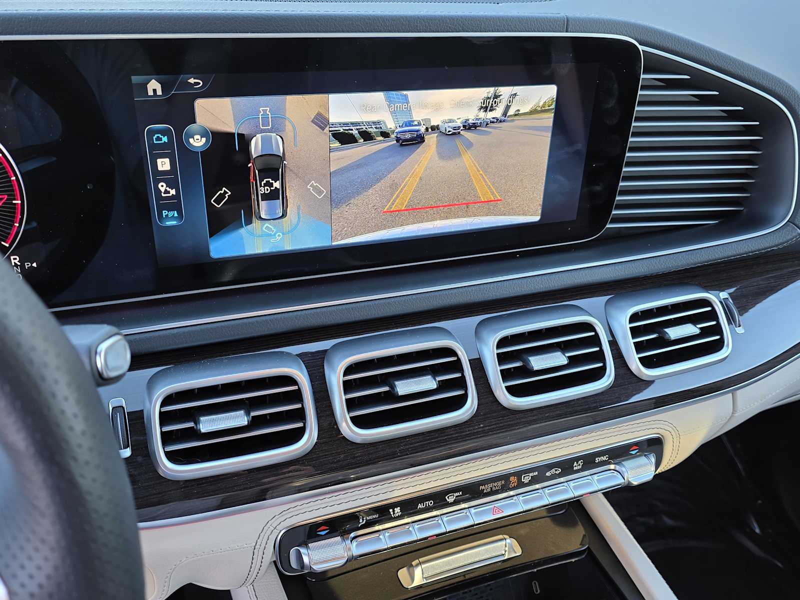 Thumbnail: 2025 Mercedes-Benz GLS - 8