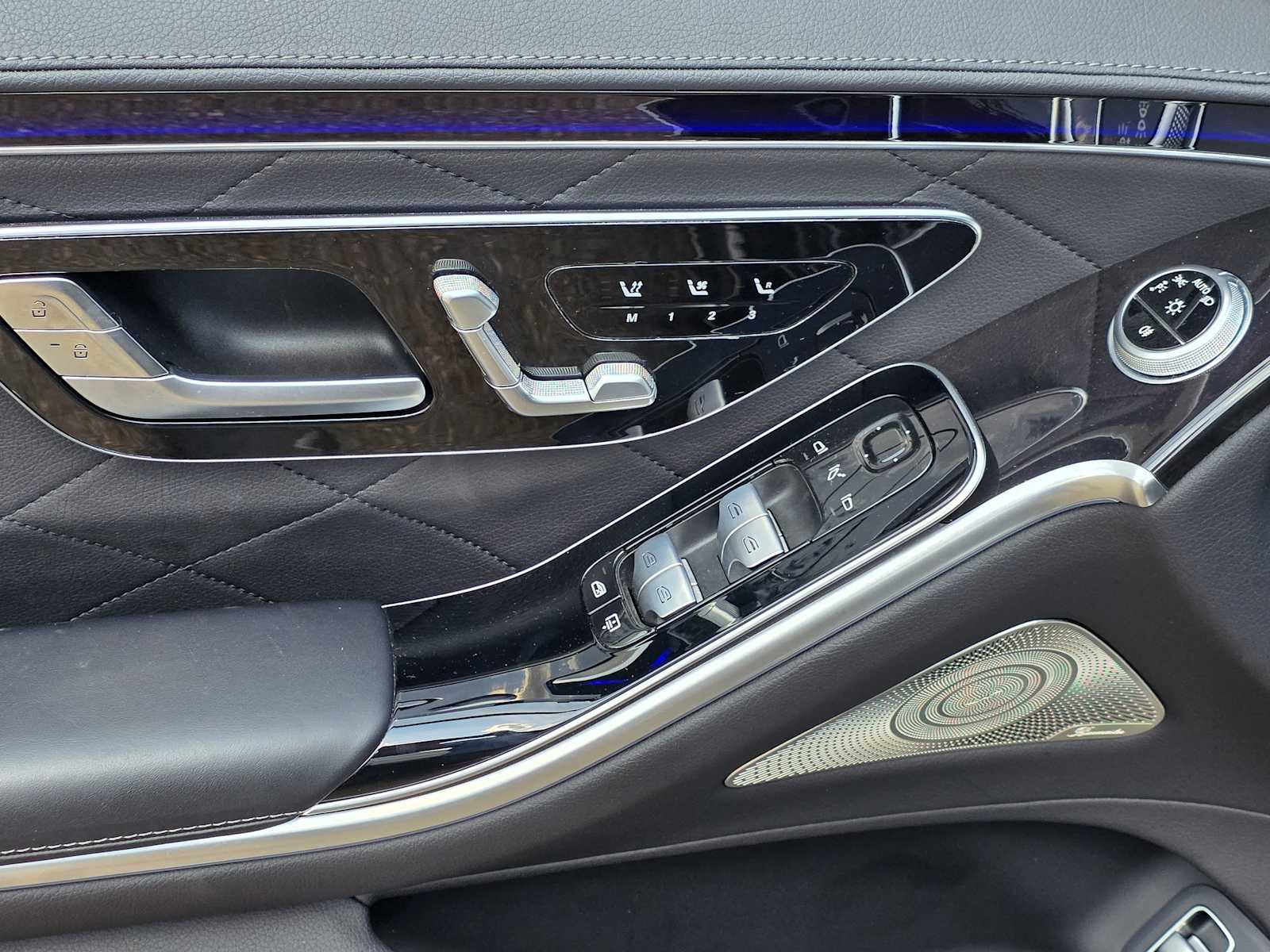 Thumbnail: 2025 Mercedes-Benz S-Class - 15