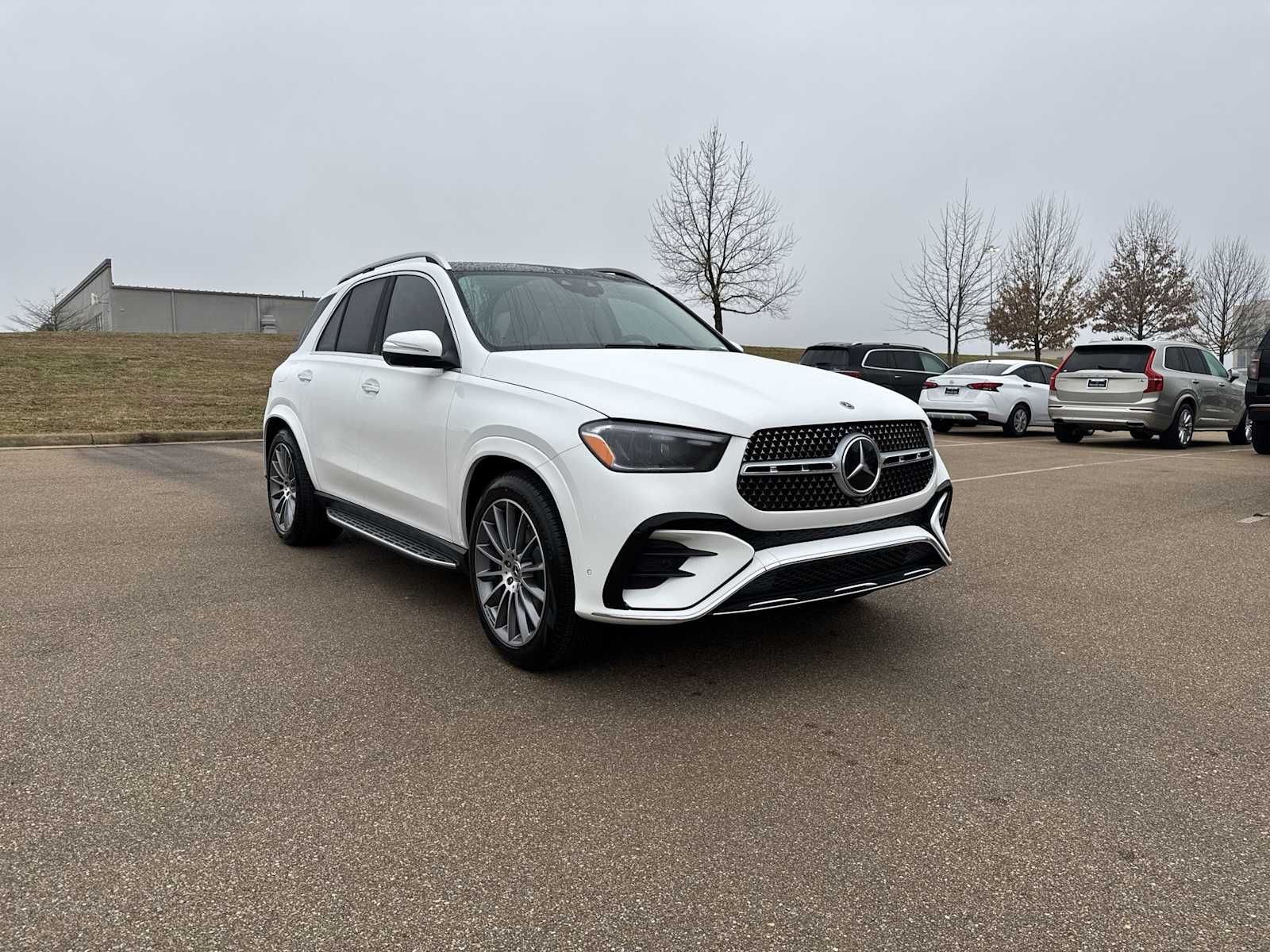 Thumbnail: 2026 Mercedes-Benz GLE - 8