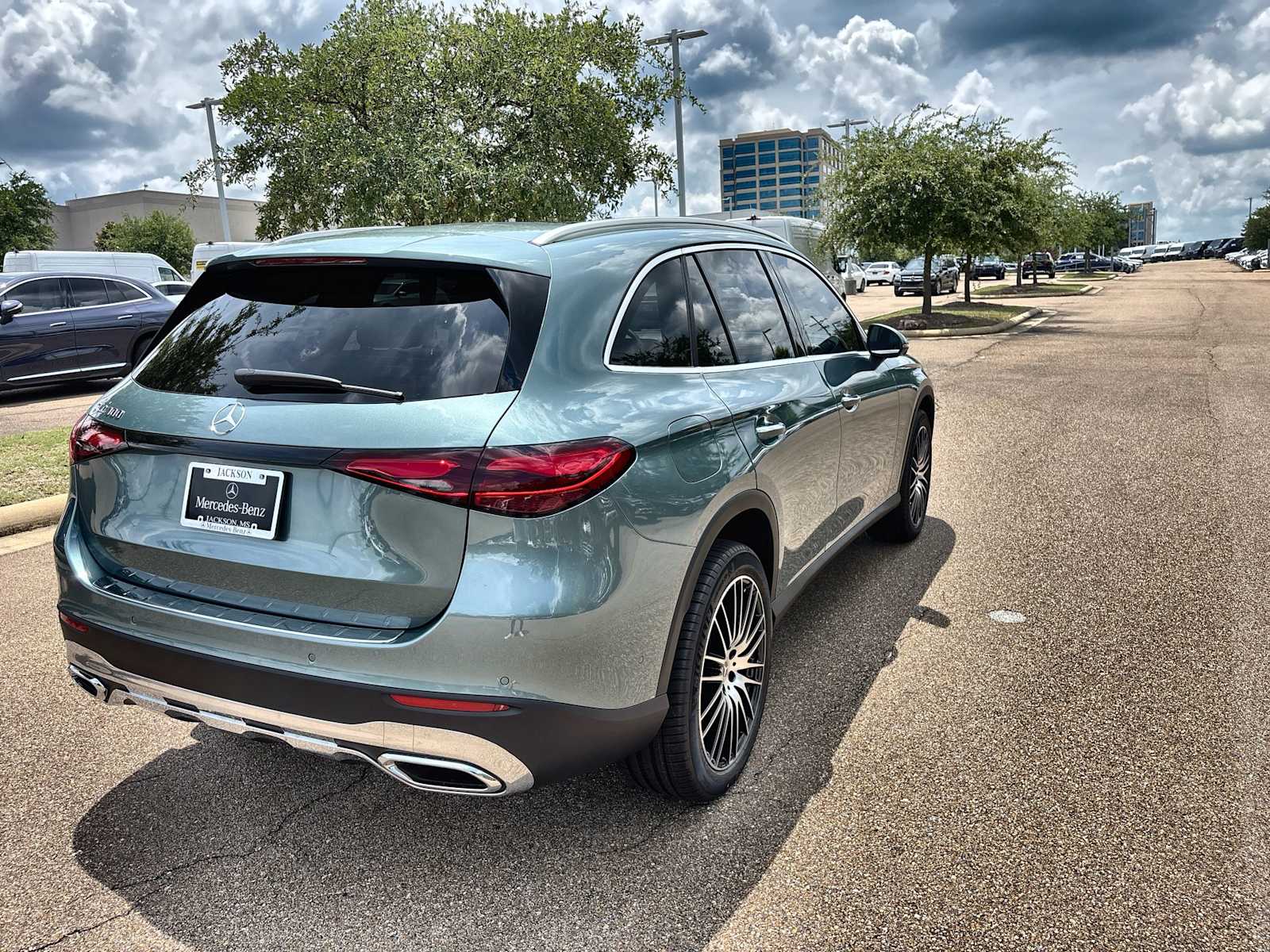 Thumbnail: 2026 Mercedes-Benz GLC - 8