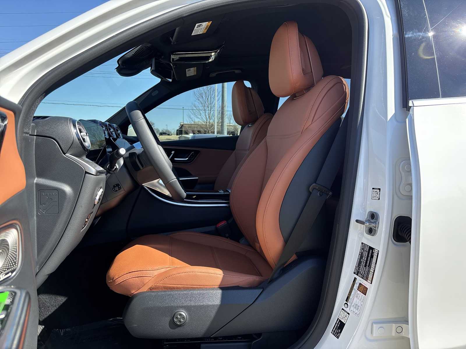 Thumbnail: 2026 Mercedes-Benz GLC - 15