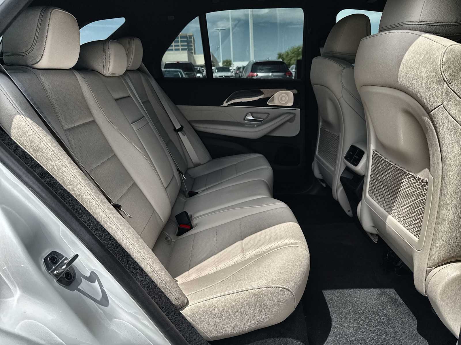 Thumbnail: 2026 Mercedes-Benz GLE - 19