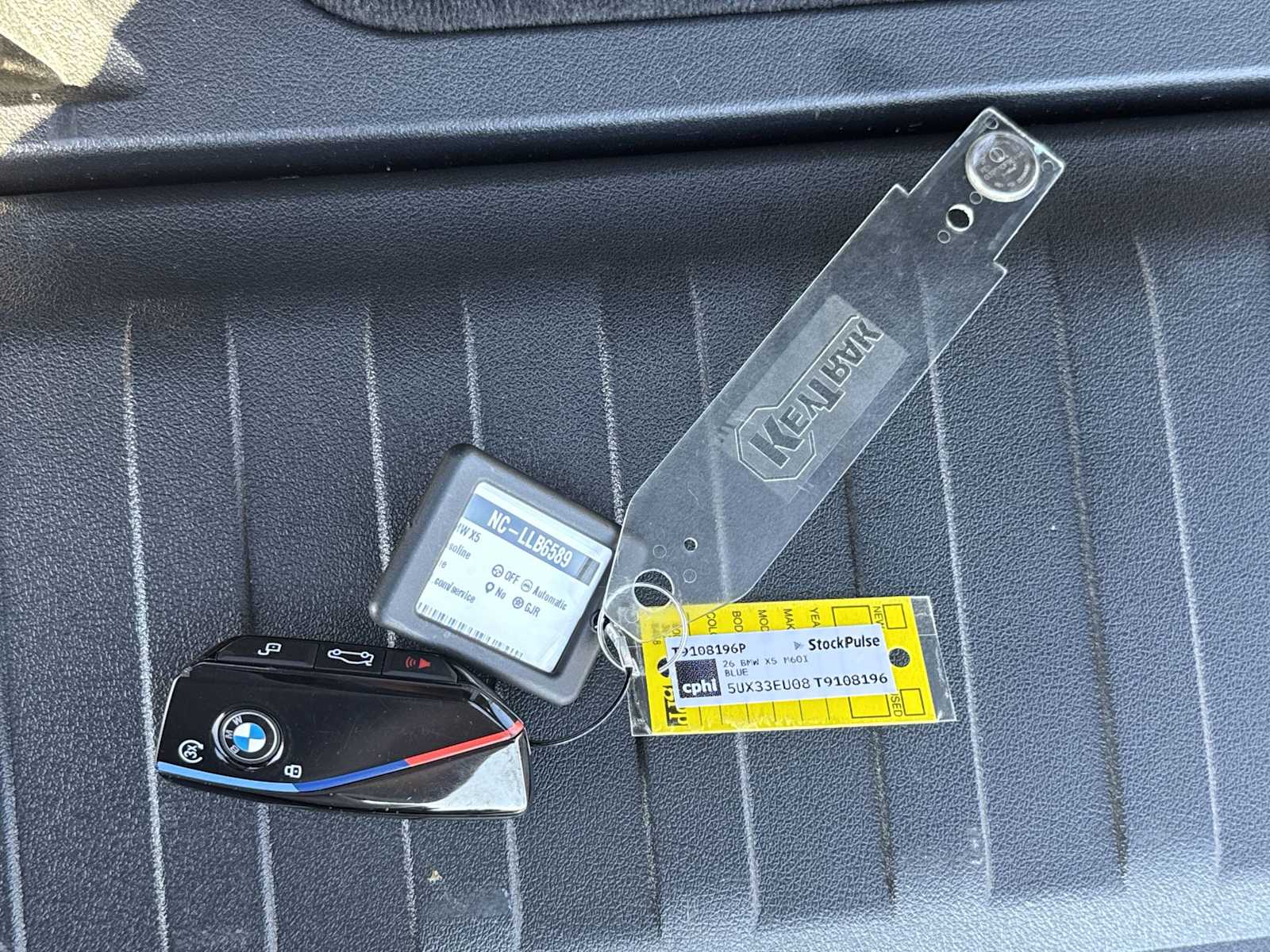 Thumbnail: 2026 BMW X5 - 27