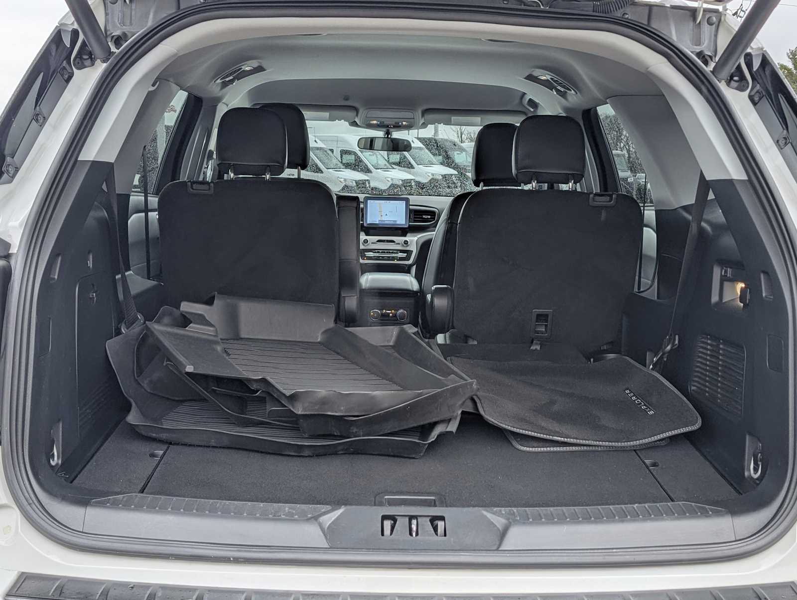 Thumbnail: 2023 Ford Explorer - 25