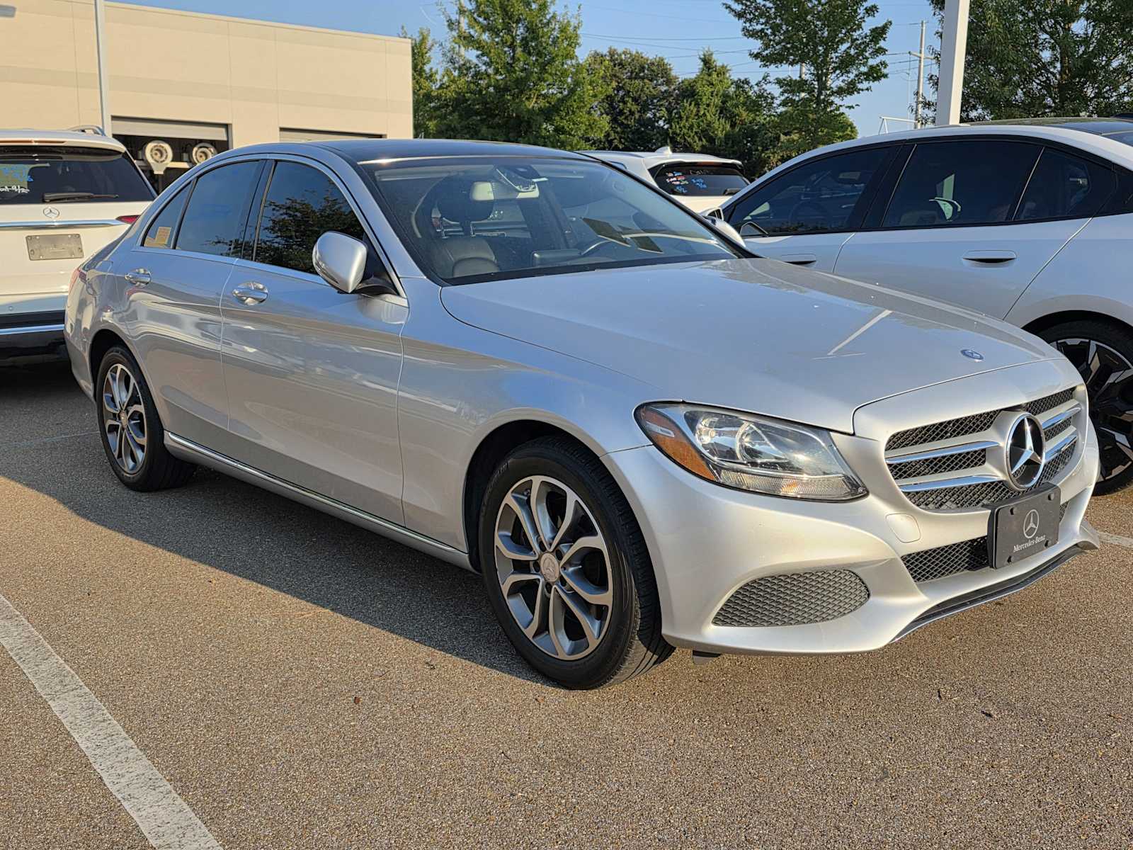 Thumbnail: 2016 Mercedes-Benz C-Class - 3
