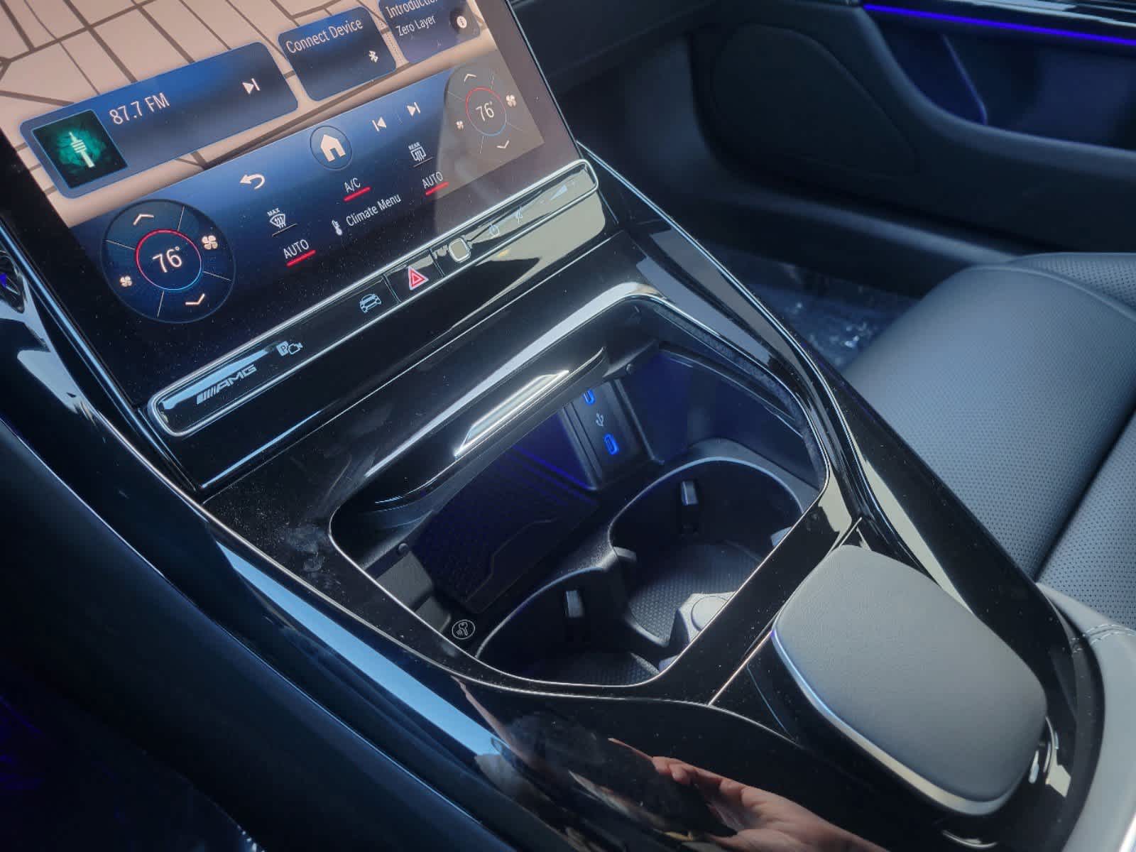 Thumbnail: 2025 Mercedes-Benz AMG GT - 15