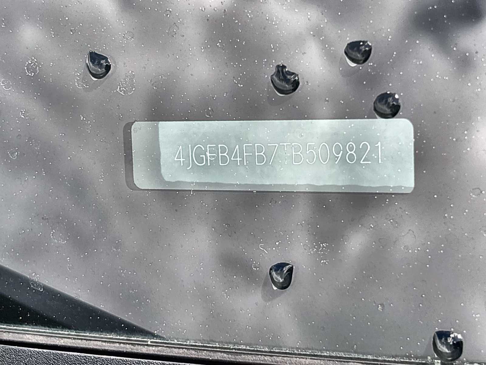 Thumbnail: 2026 Mercedes-Benz GLE - 25