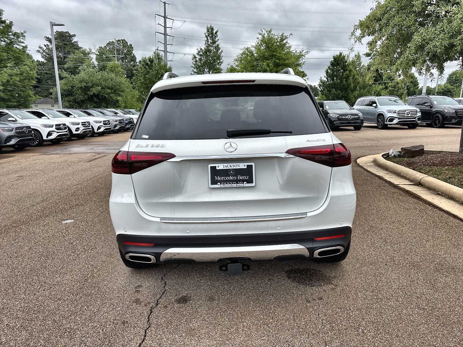 Thumbnail: 2026 Mercedes-Benz GLE - 7