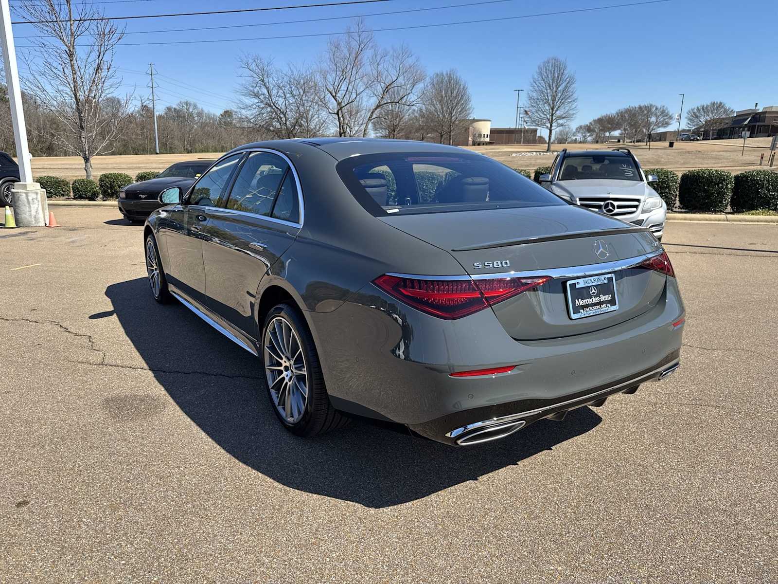 Thumbnail: 2026 Mercedes-Benz S-Class - 4