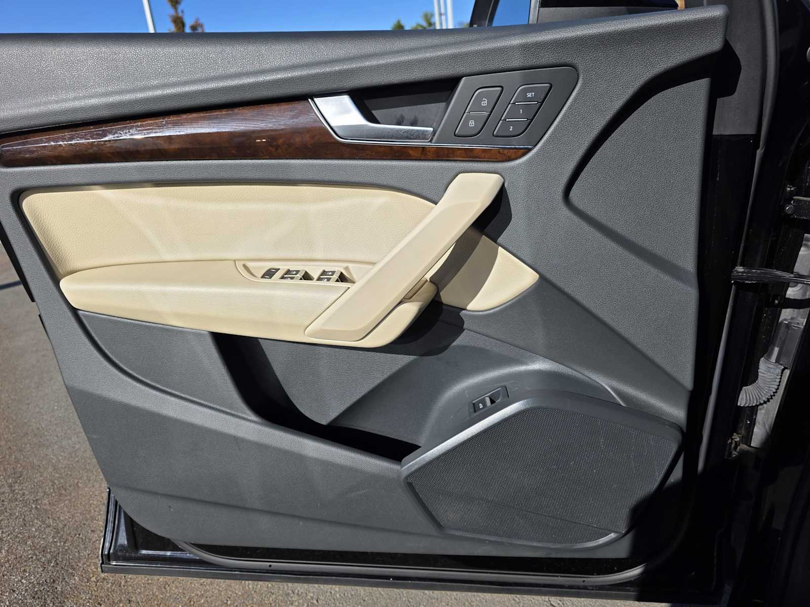 Thumbnail: 2020 Audi Q5 - 18