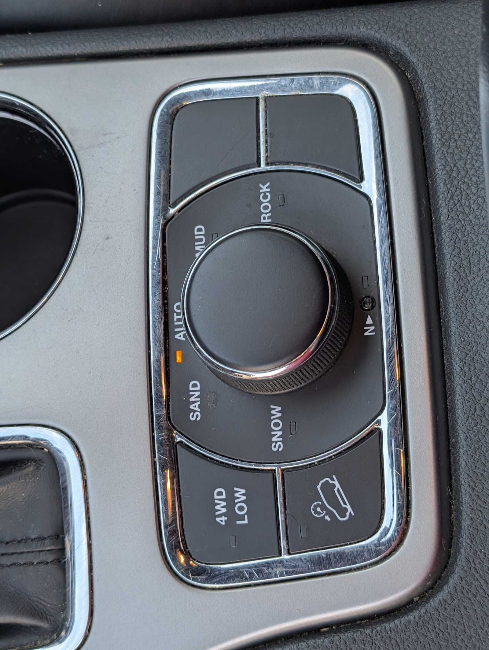 Thumbnail: 2019 Jeep Grand Cherokee - 25