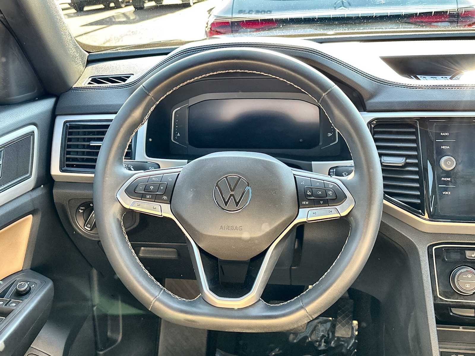 Thumbnail: 2021 Volkswagen Atlas - 21