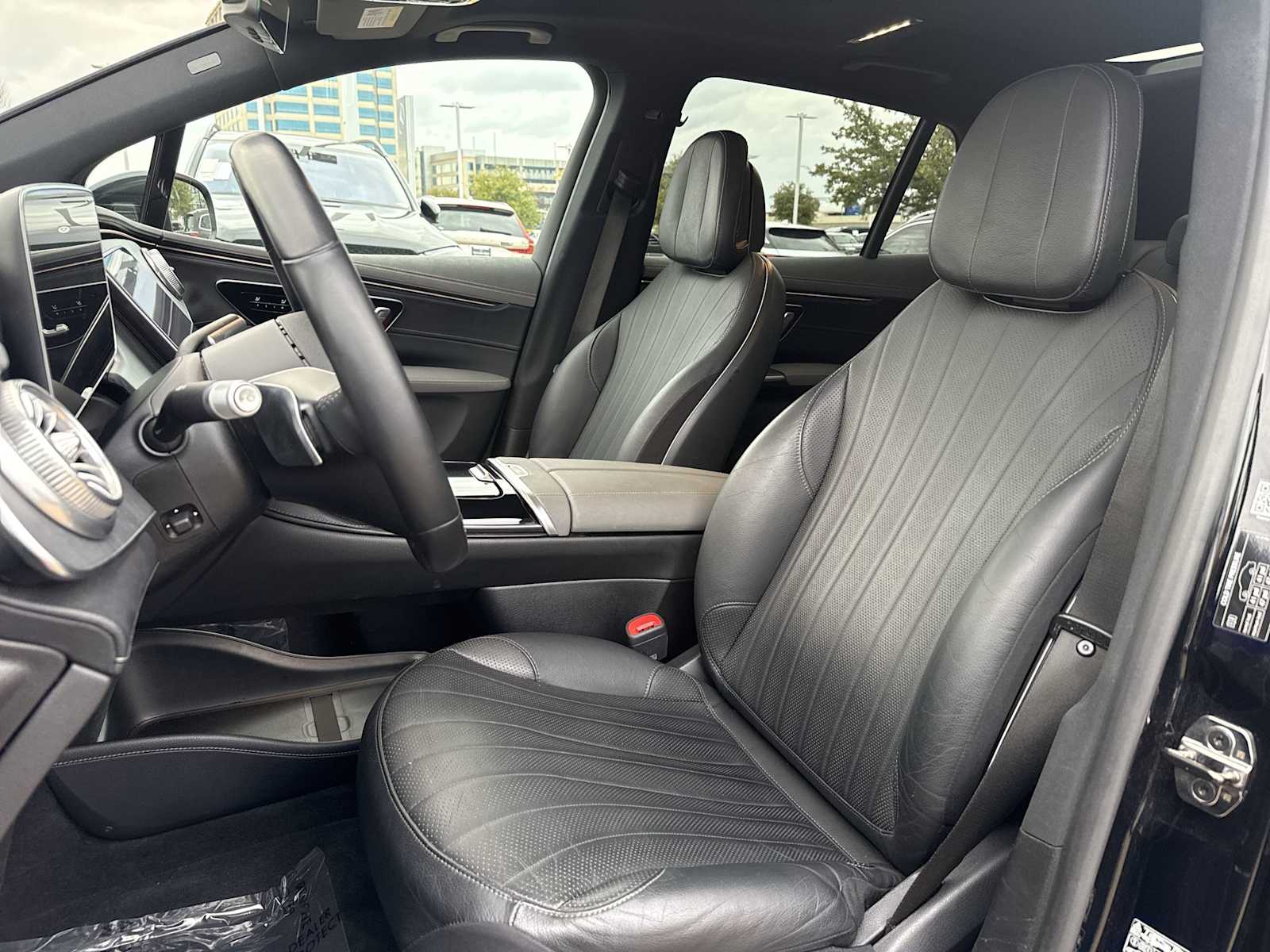 Thumbnail: 2023 Mercedes-Benz EQS - 13